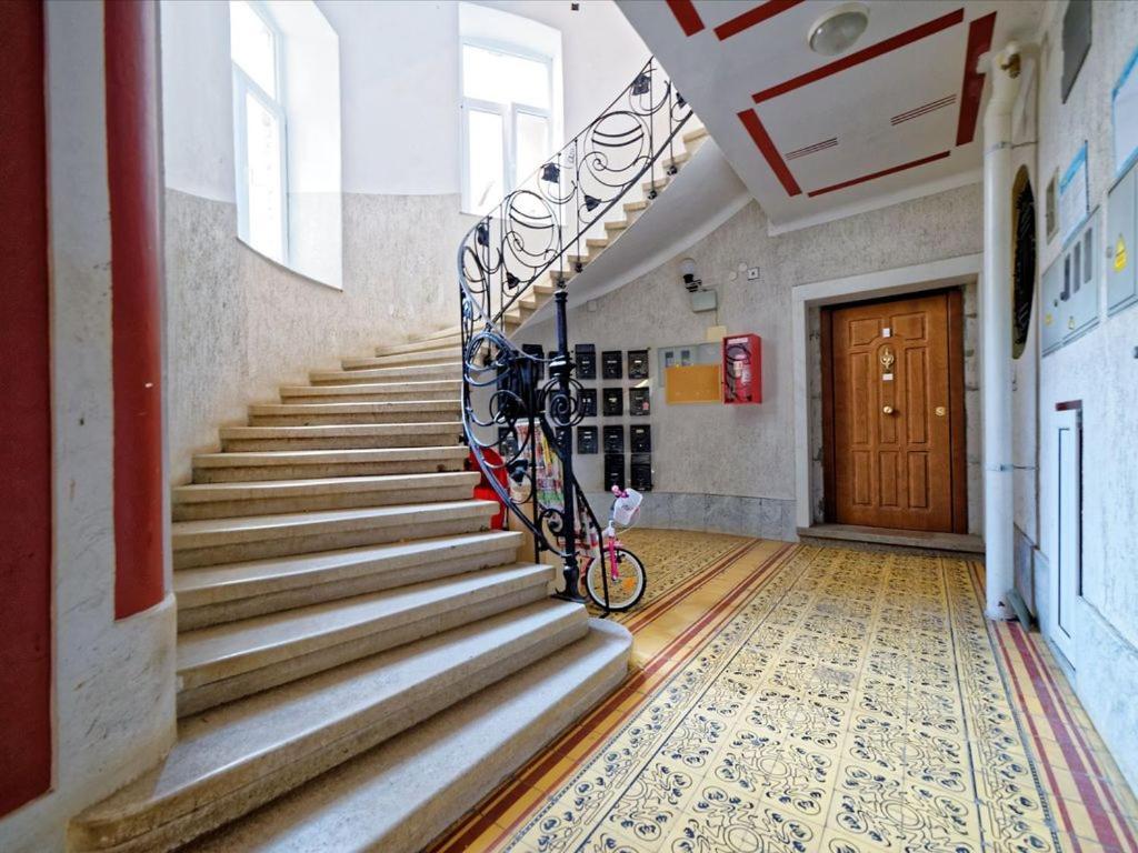 Business Appartements Villa Münz Pula Exterior foto